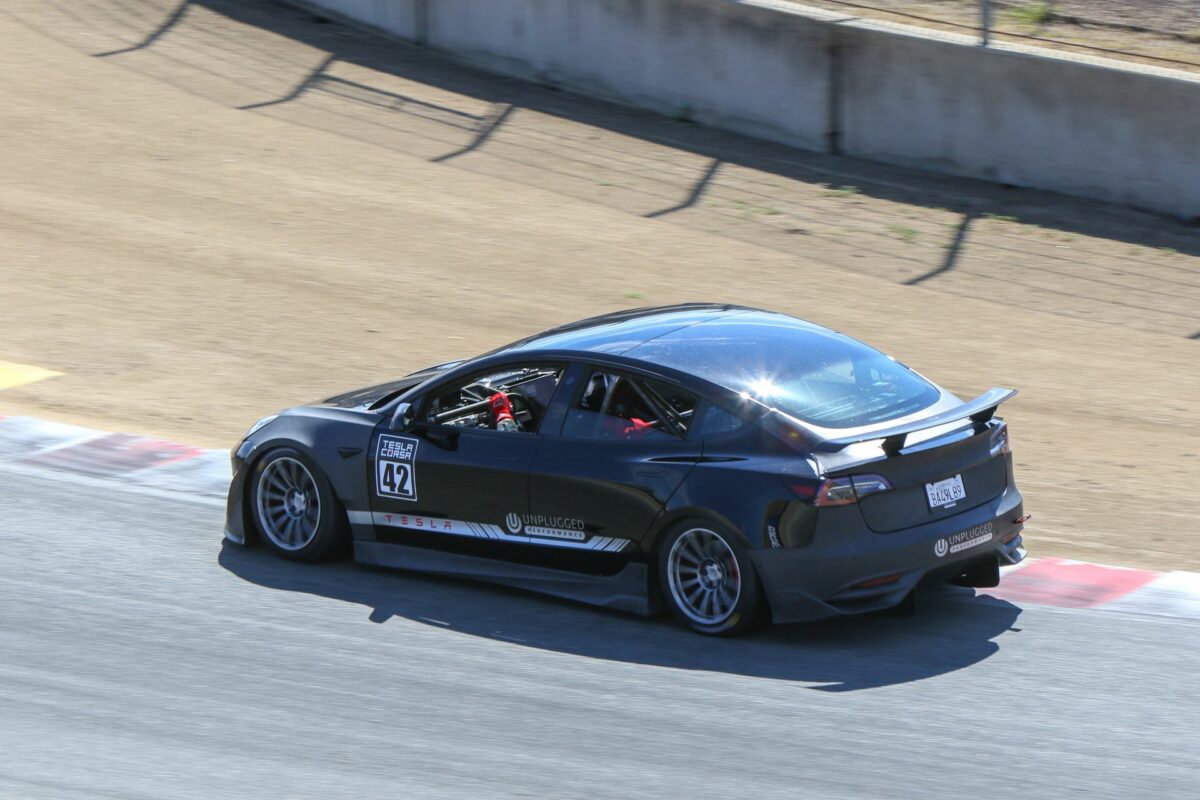 MODEL 3 デュアルリアスポイラーセット