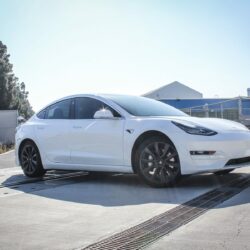 Model 3 / Model Y Ascensionフロントバンパー - Unplugged Performance
