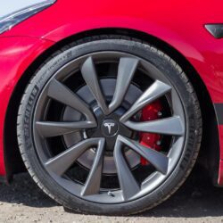 MODEL 3 PERFORMANCE ブレーキパッド