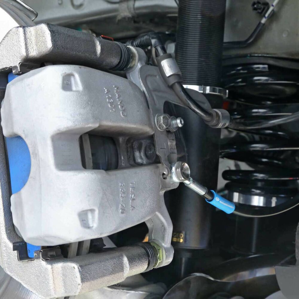 MODEL 3 PERFORMANCE ブレーキパッド